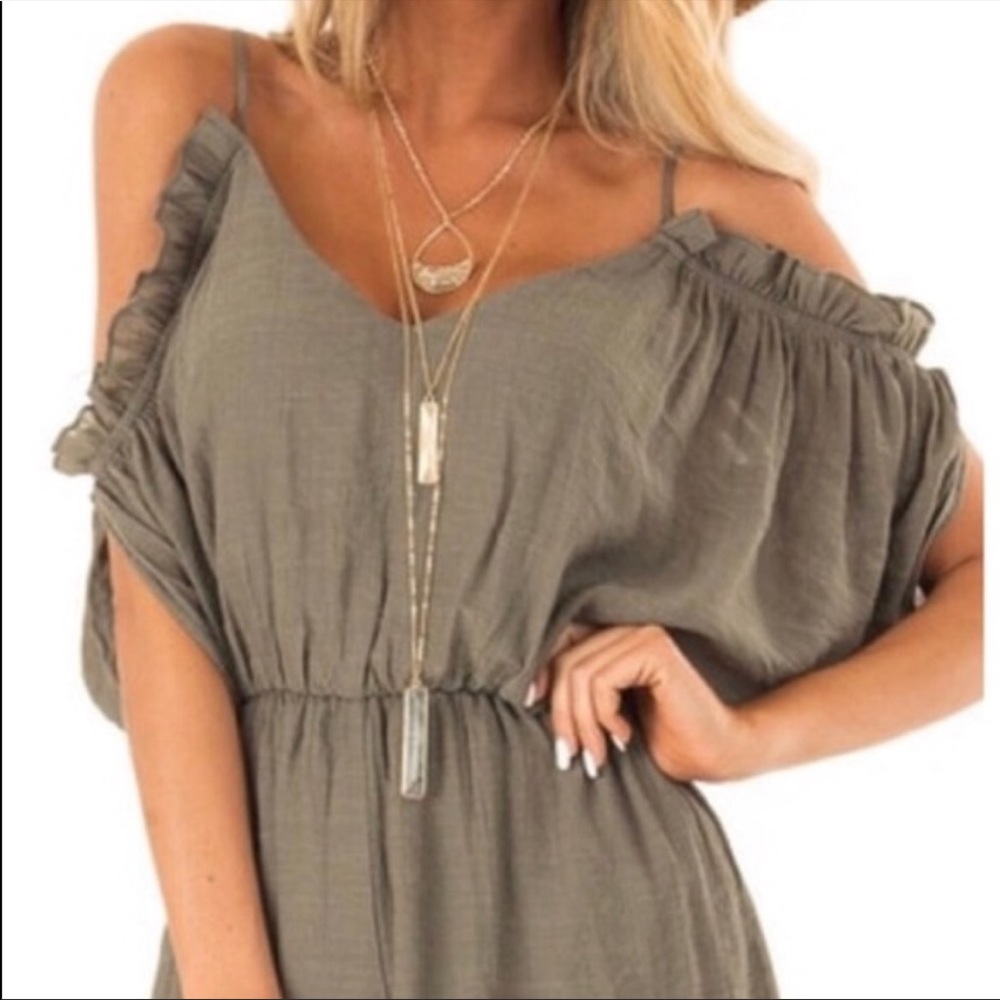 5 for 25🎈Wishlist ruffle romper